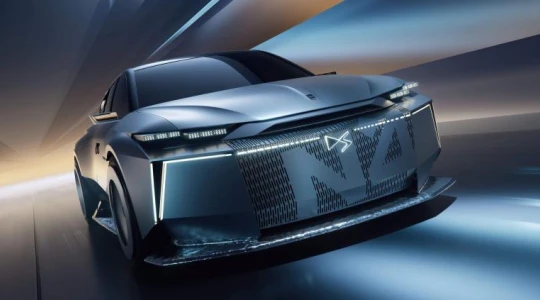 Z toru Formuły E do salonów. DS Automobiles odsłania „Taylor made N°4 Concept” w Brukseli