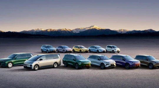 Fiat, Opel i Peugeot na chińskich podzespołach. Stellantis walczy o przetrwanie po rekordowej stracie